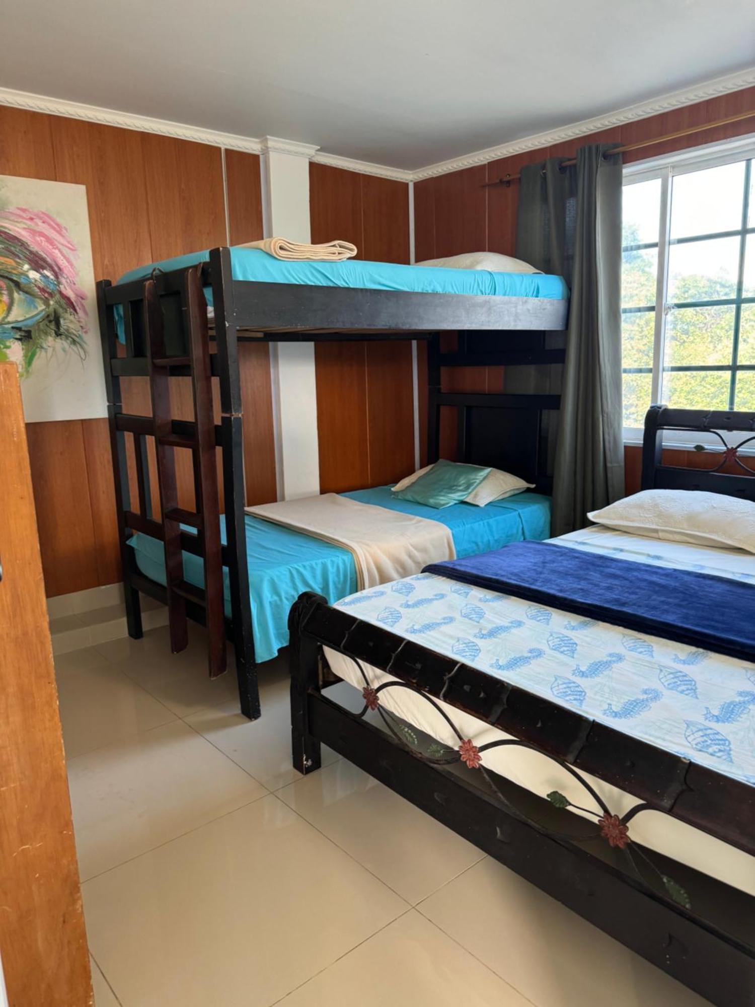 Sea Life Apartamentos En Via Principal Centro Y San Luis San Andrés Eksteriør billede
