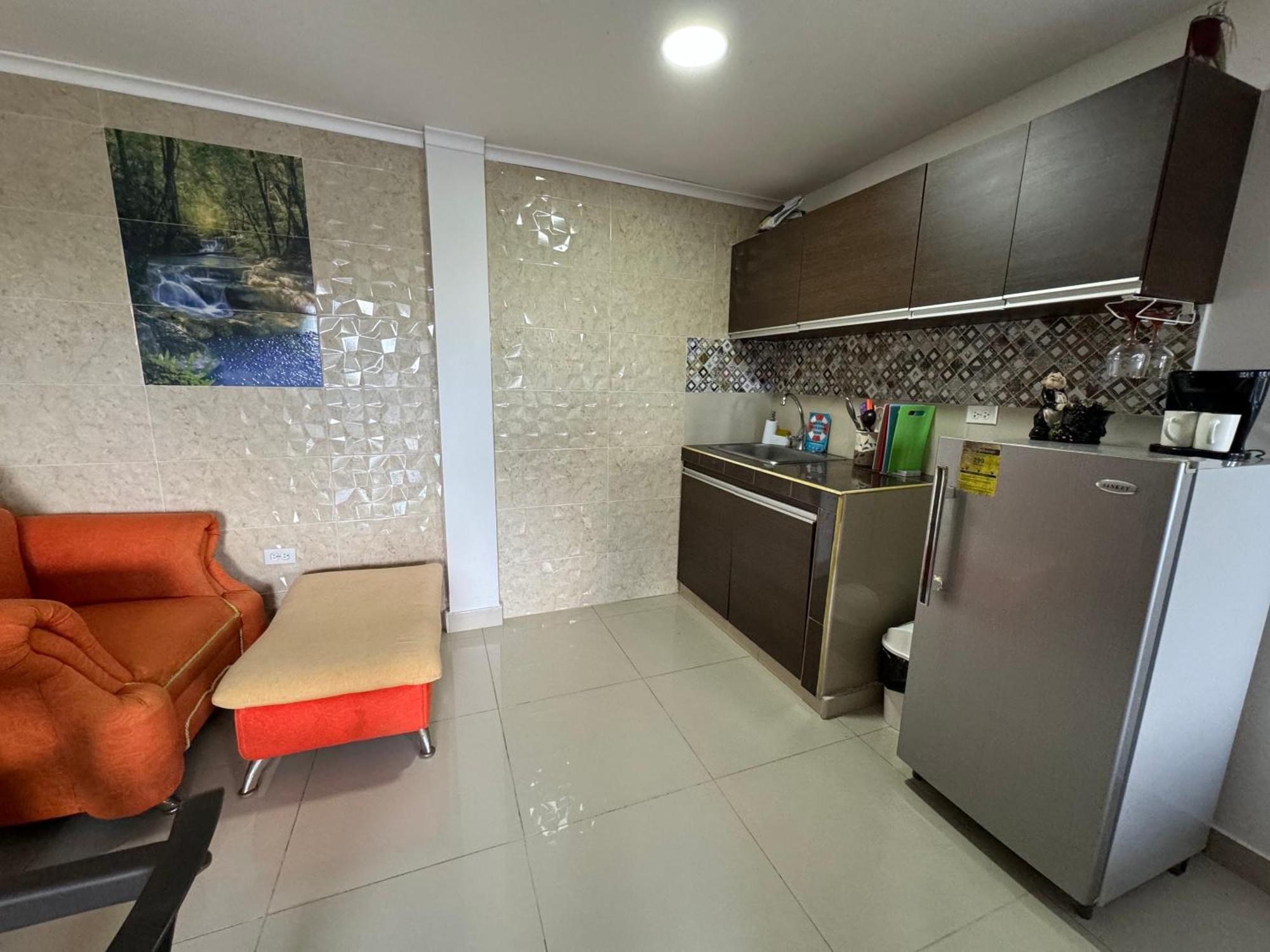 Sea Life Apartamentos En Via Principal Centro Y San Luis San Andrés Eksteriør billede