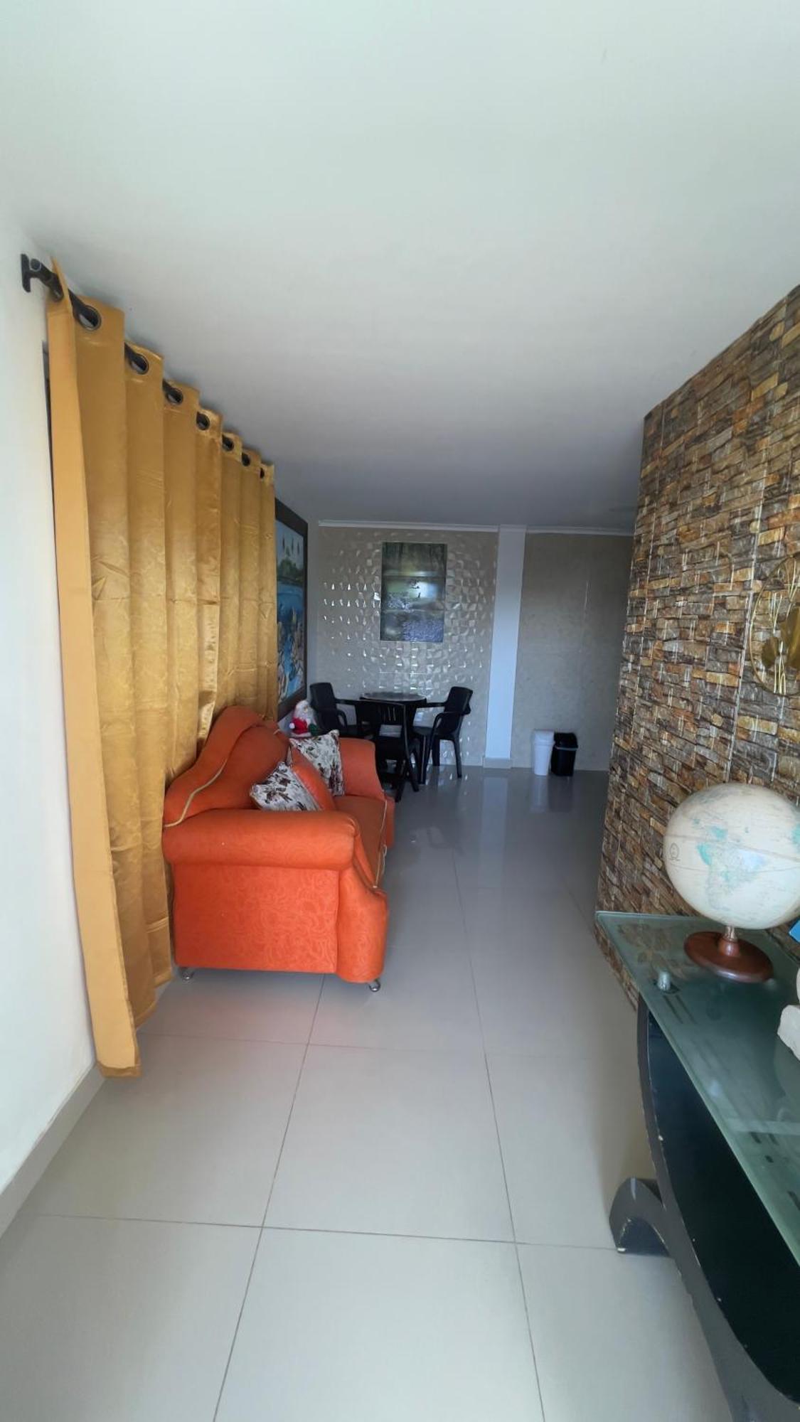 Sea Life Apartamentos En Via Principal Centro Y San Luis San Andrés Eksteriør billede